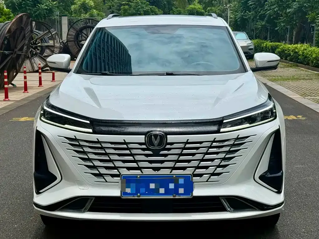 Changan CS75 PLUS — фото 4