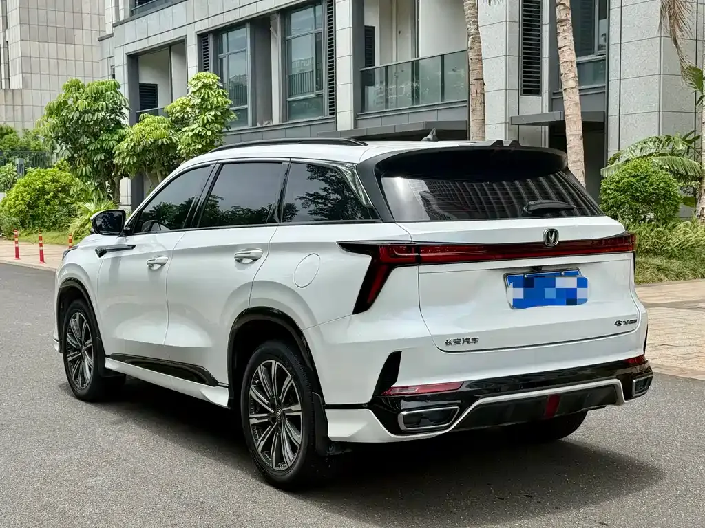 Changan CS75 PLUS — фото 9