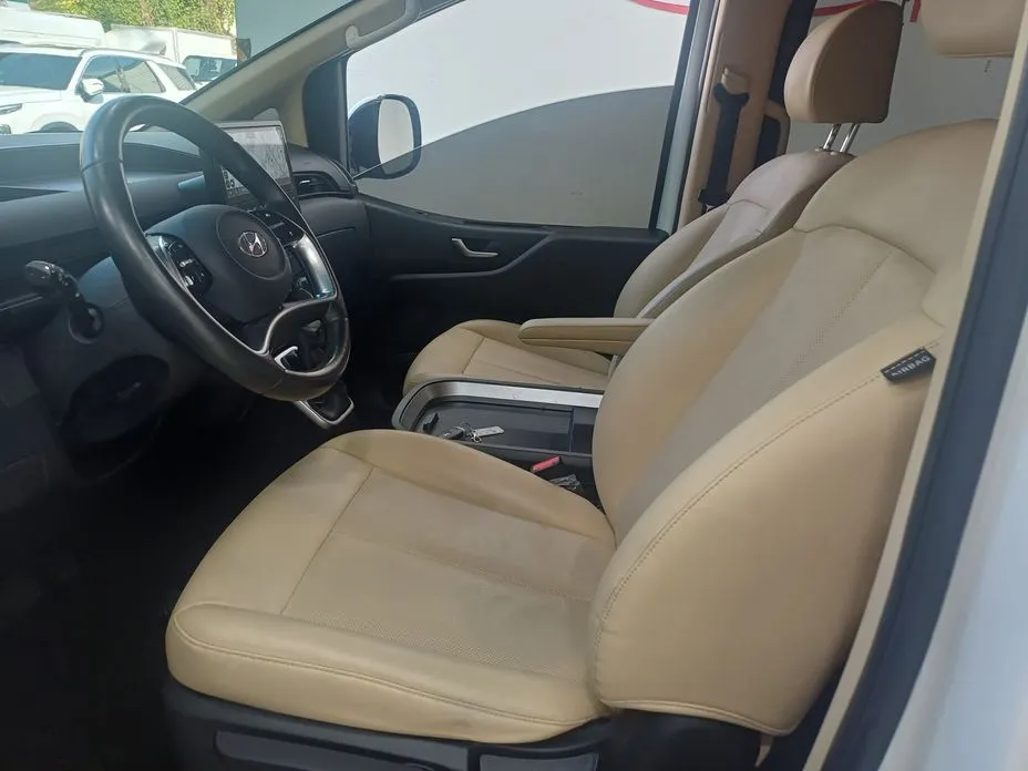 Hyundai Staria — фото 4