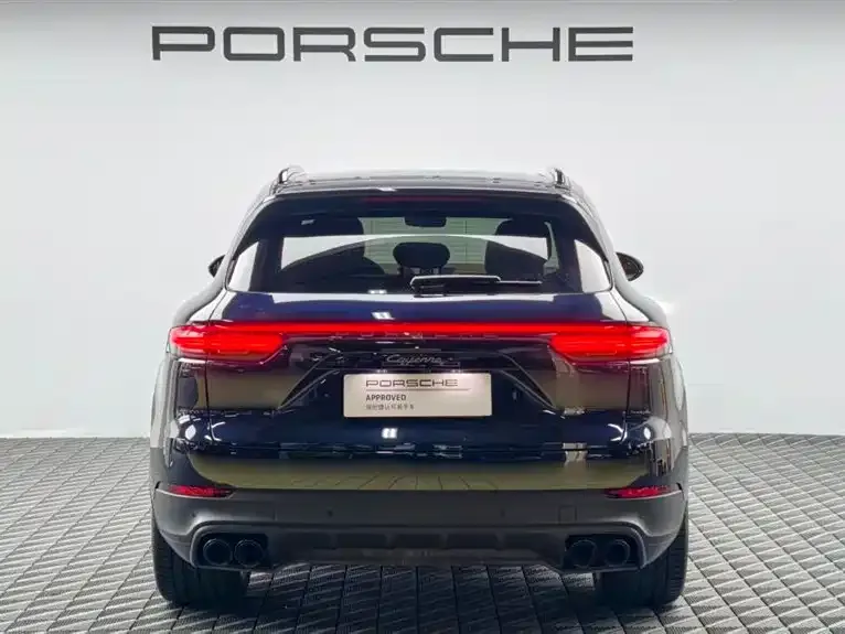 Porsche Cayenne — фото 5