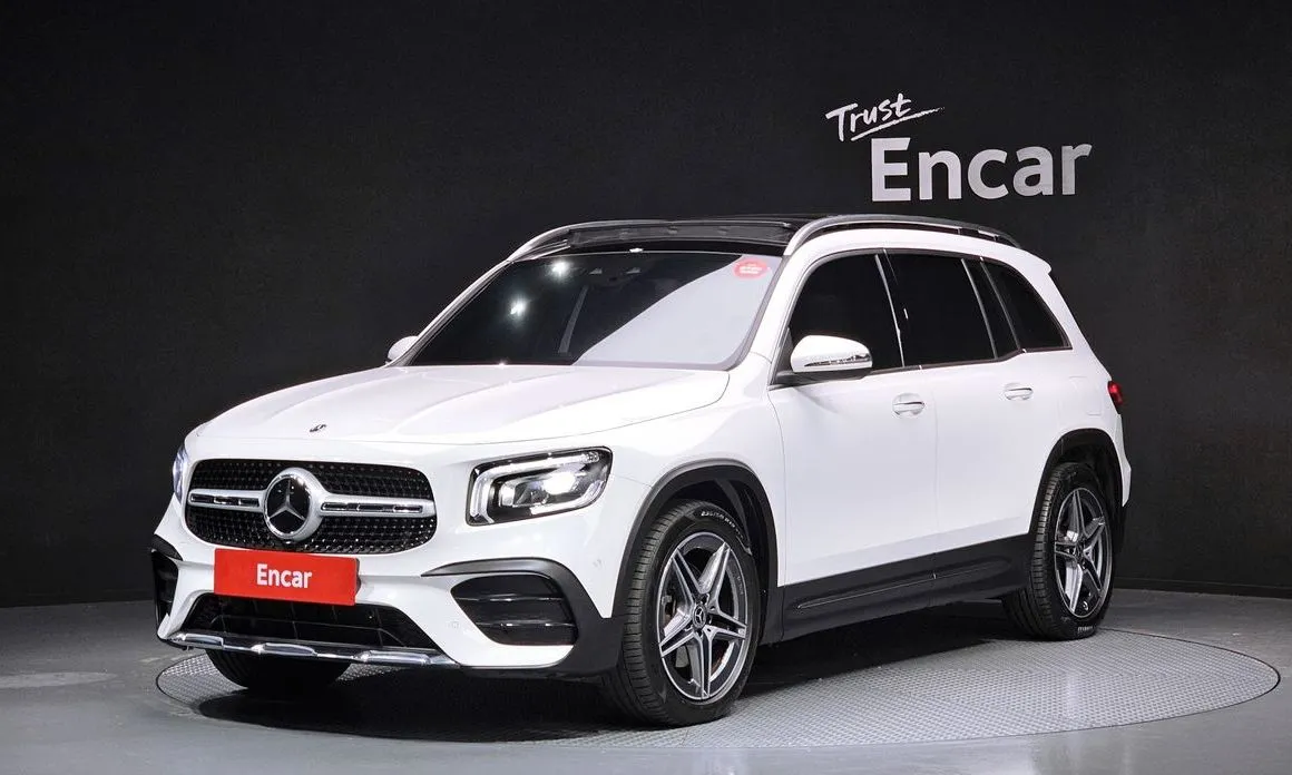 Mercedes-Benz GLB-Class — фото 1