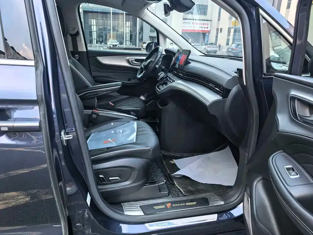 Roewe iMAX8 — фото 3