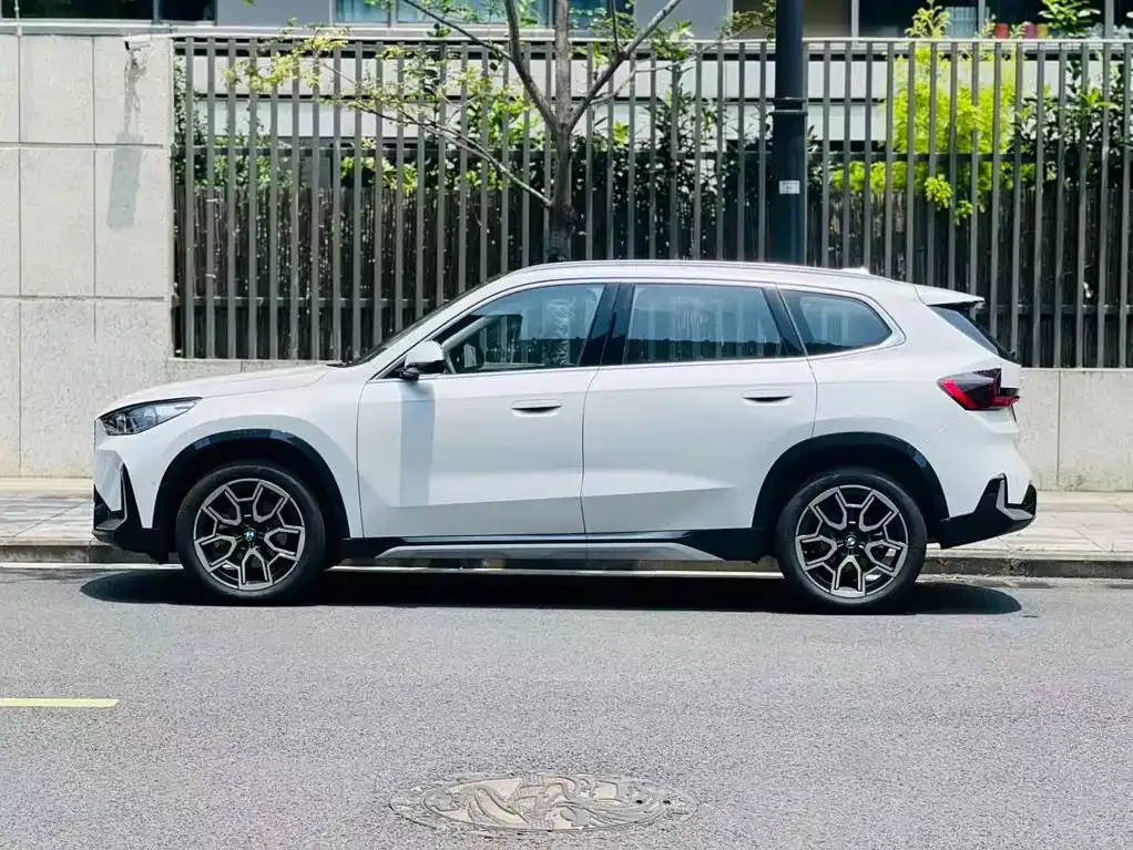 BMW X1 — фото 10
