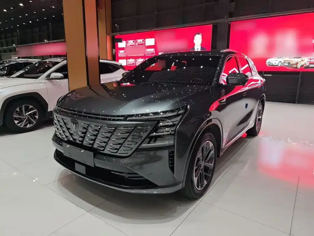 Changan CS75PLUS — фото 4