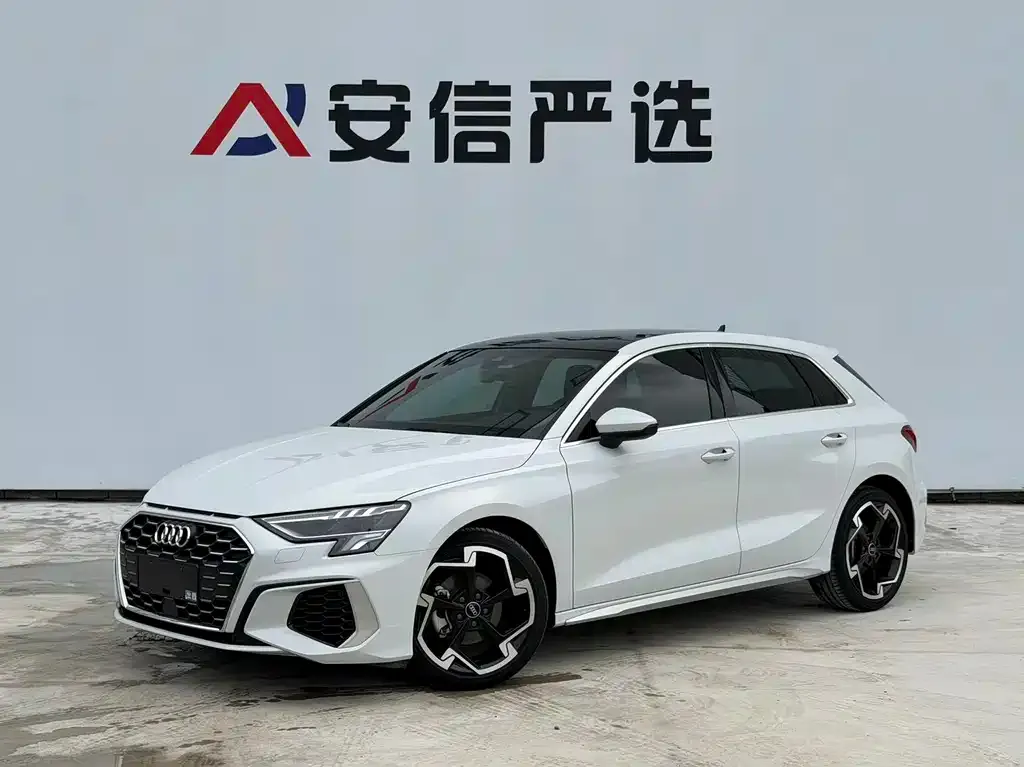 Audi A3 — фото 1