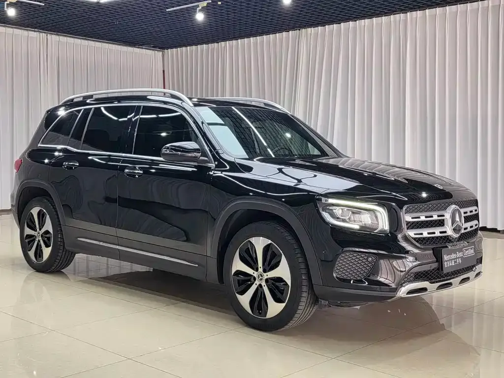 Mercedes-Benz GLB — фото 4