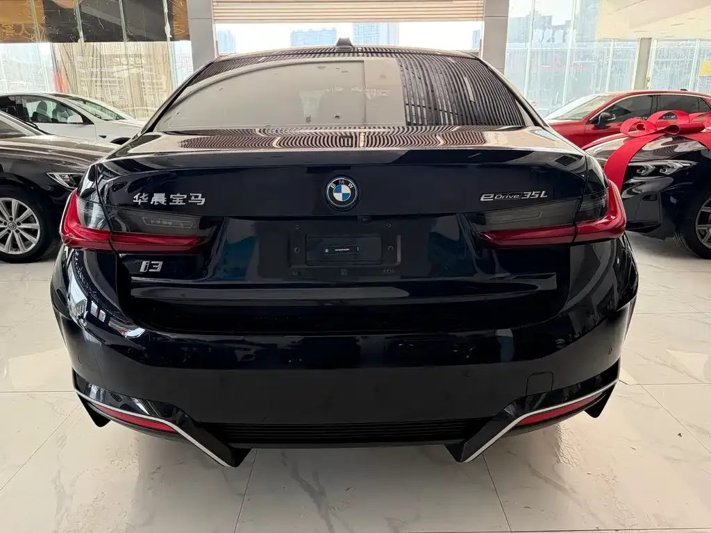 BMW i3 — фото 8