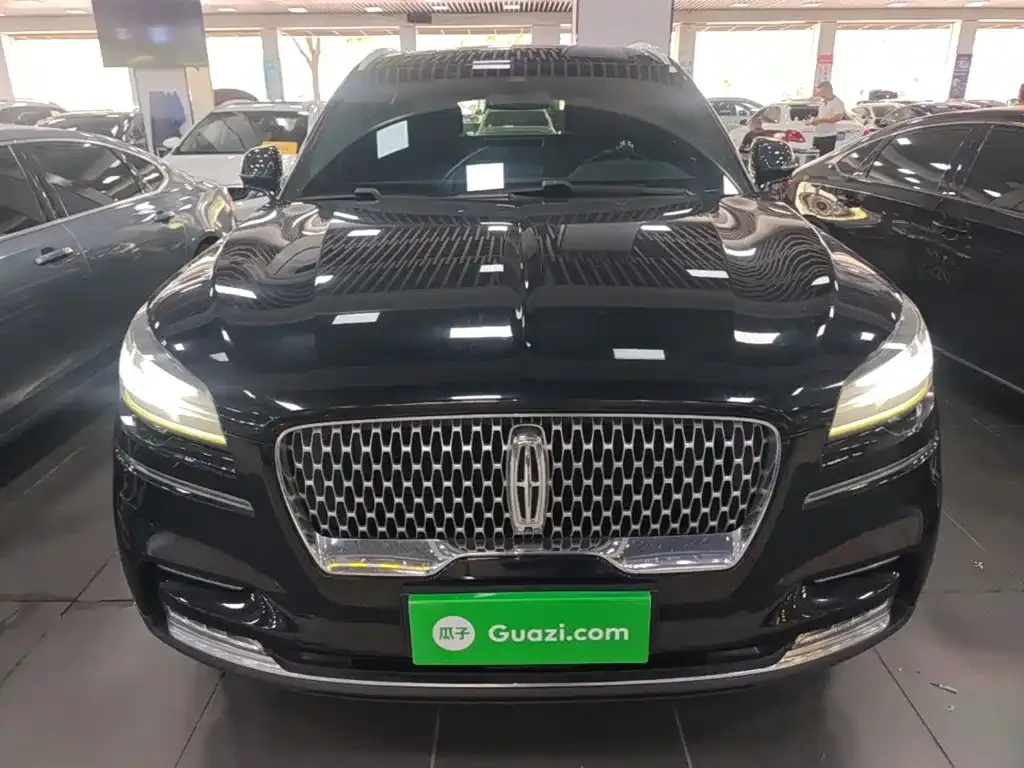 Lincoln Aviator — фото 10