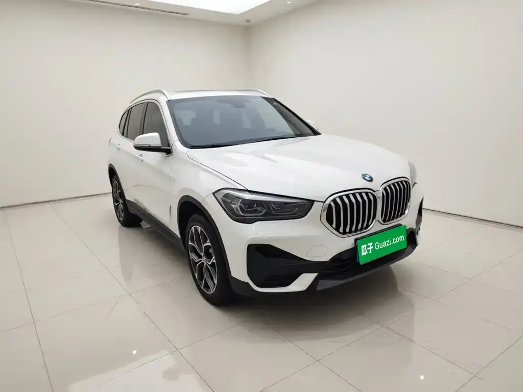 BMW X1 — фото 2