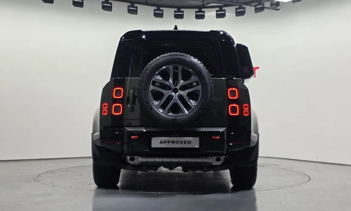 Land Rover Defender — фото 2