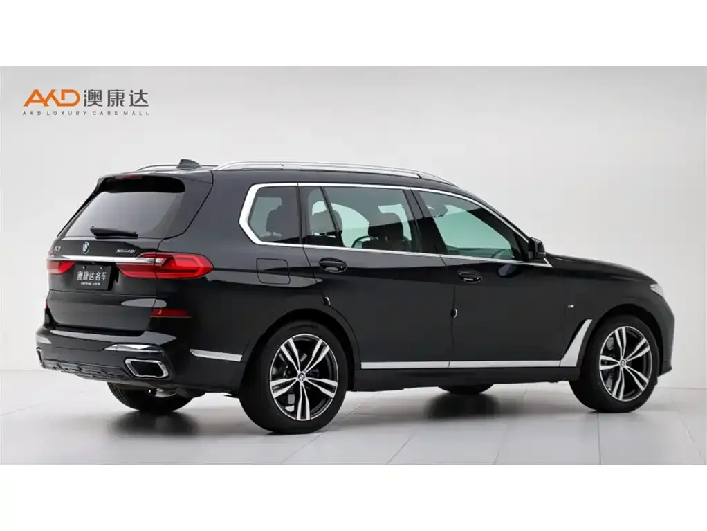 BMW X7 — фото 4