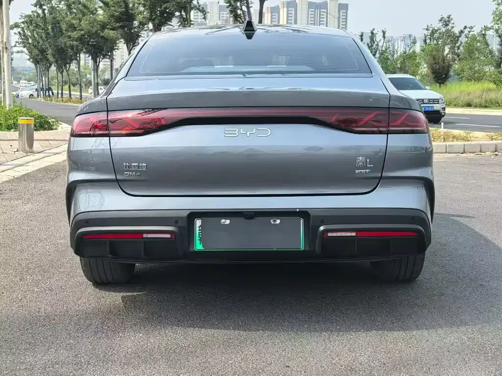 BYD Qin L — фото 4