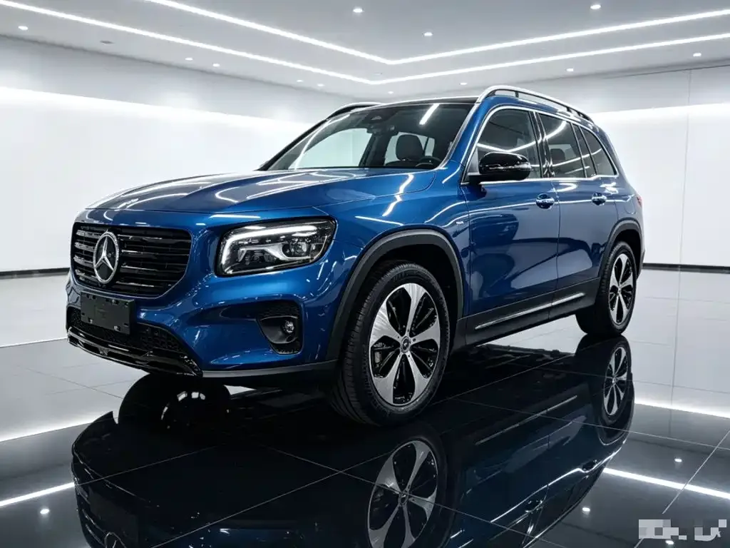 Mercedes-Benz GLB — фото 1