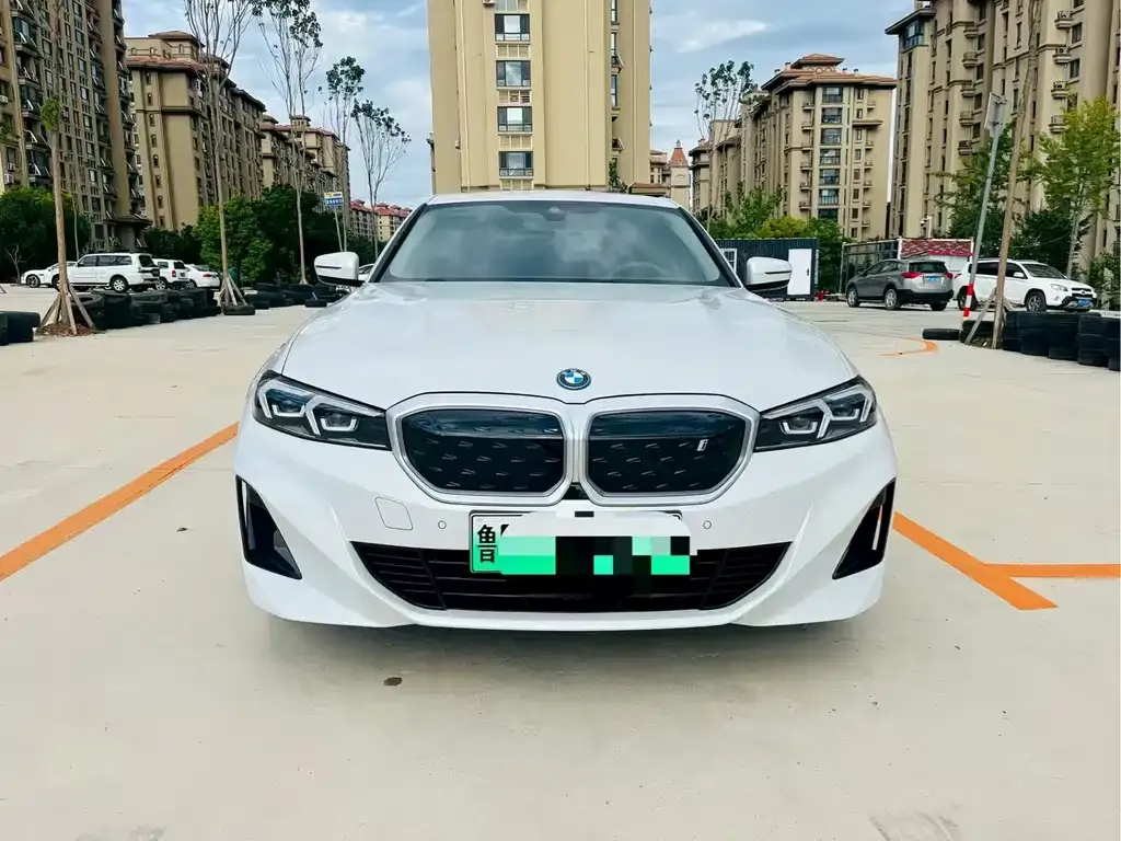 BMW i3 — фото 9