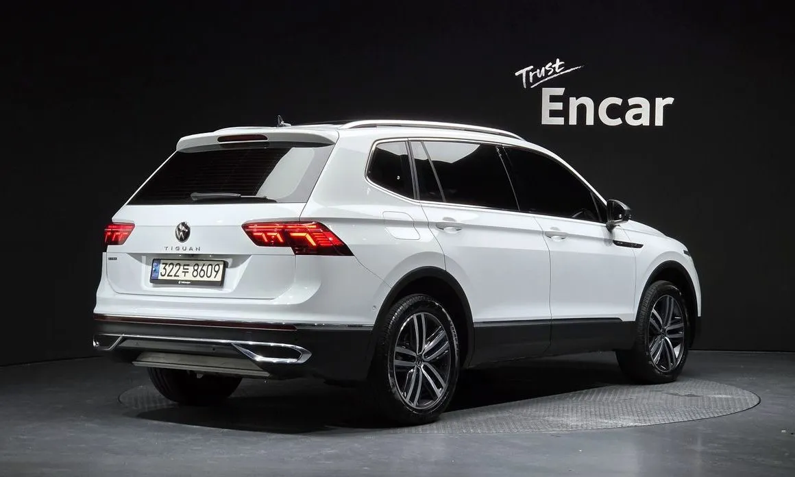 Volkswagen Tiguan — фото 9