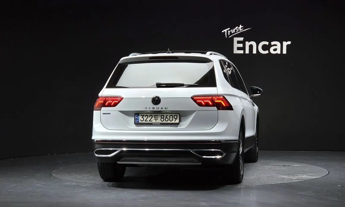 Volkswagen Tiguan — фото 2