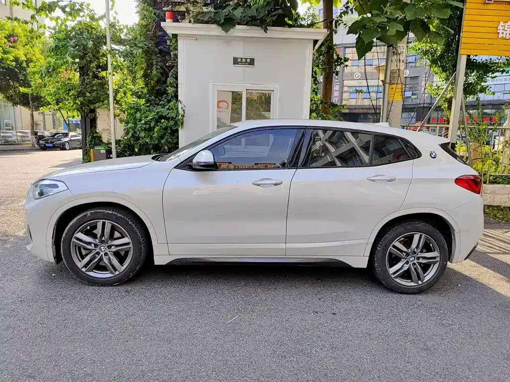 BMW X2 — фото 8