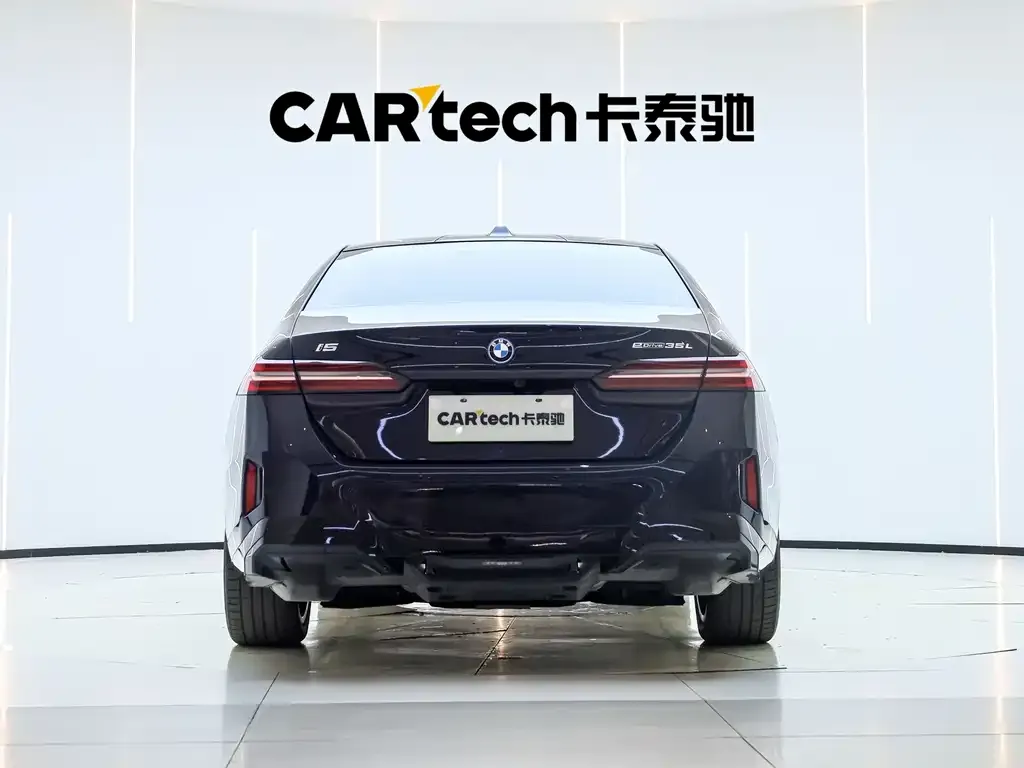 BMW i5 — фото 3