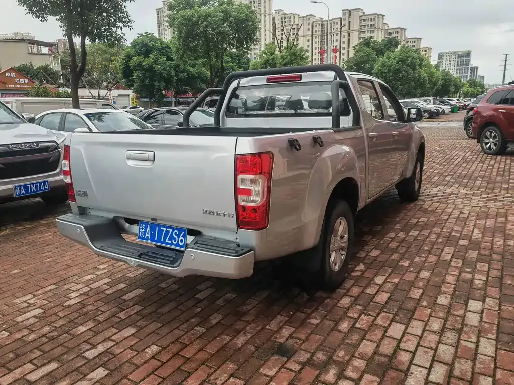 Isuzu RE-MAX Ruimai — фото 9
