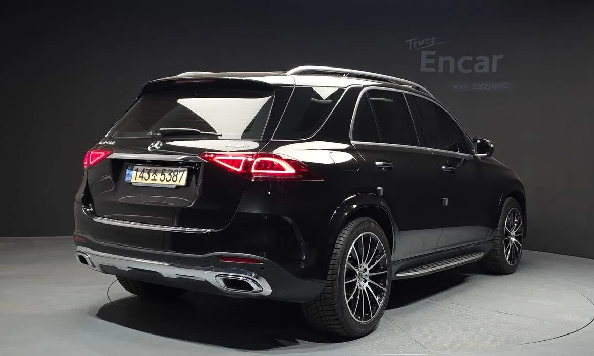 Mercedes-Benz GLE-Class — фото 7