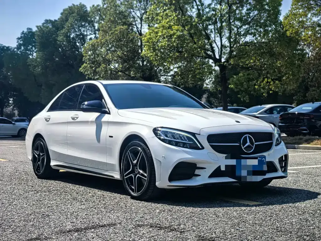 Mercedes-Benz C-Class — фото 9