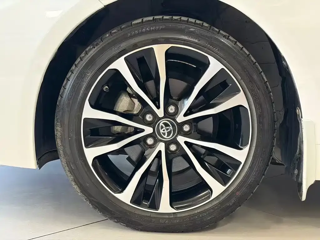 Toyota Levin — фото 10