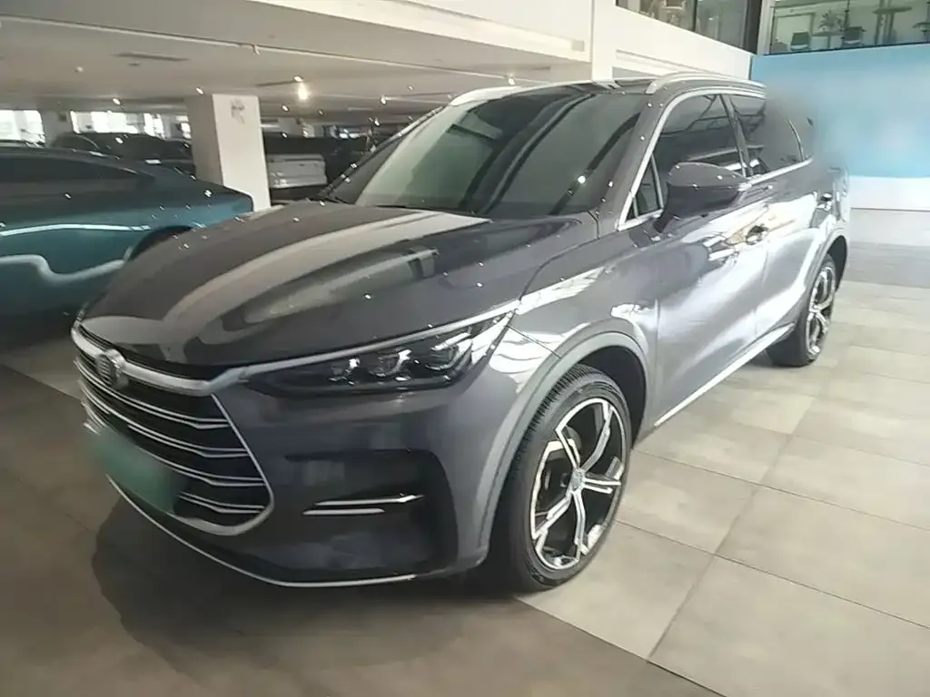 BYD Tang New Energy — фото 1