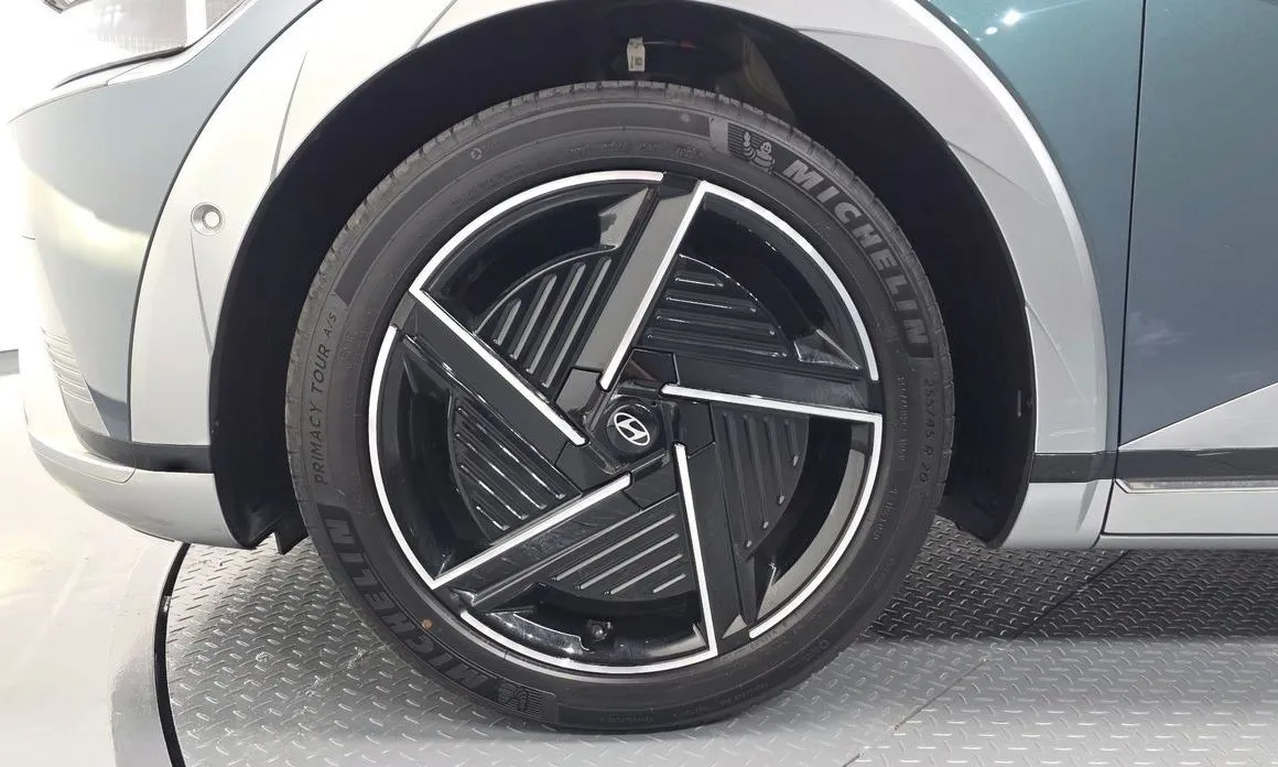 Hyundai Ioniq5 — фото 7