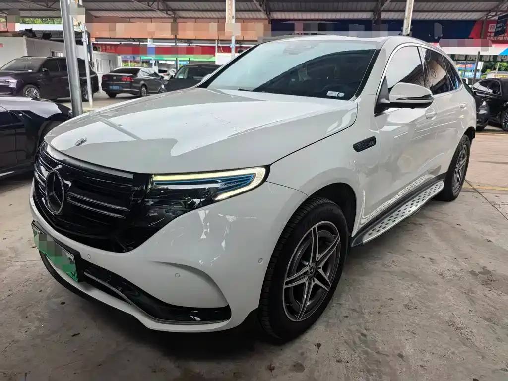 Mercedes-Benz EQC — фото 3