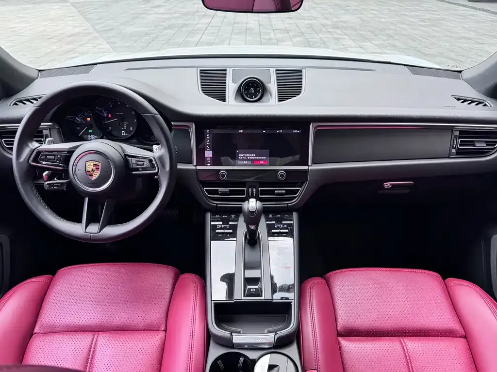 Porsche Macan — фото 10