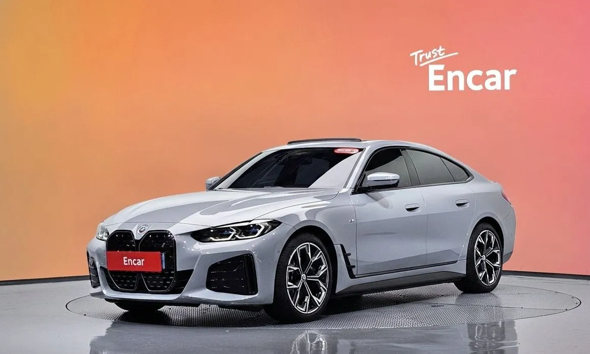 BMW i4 — фото 1