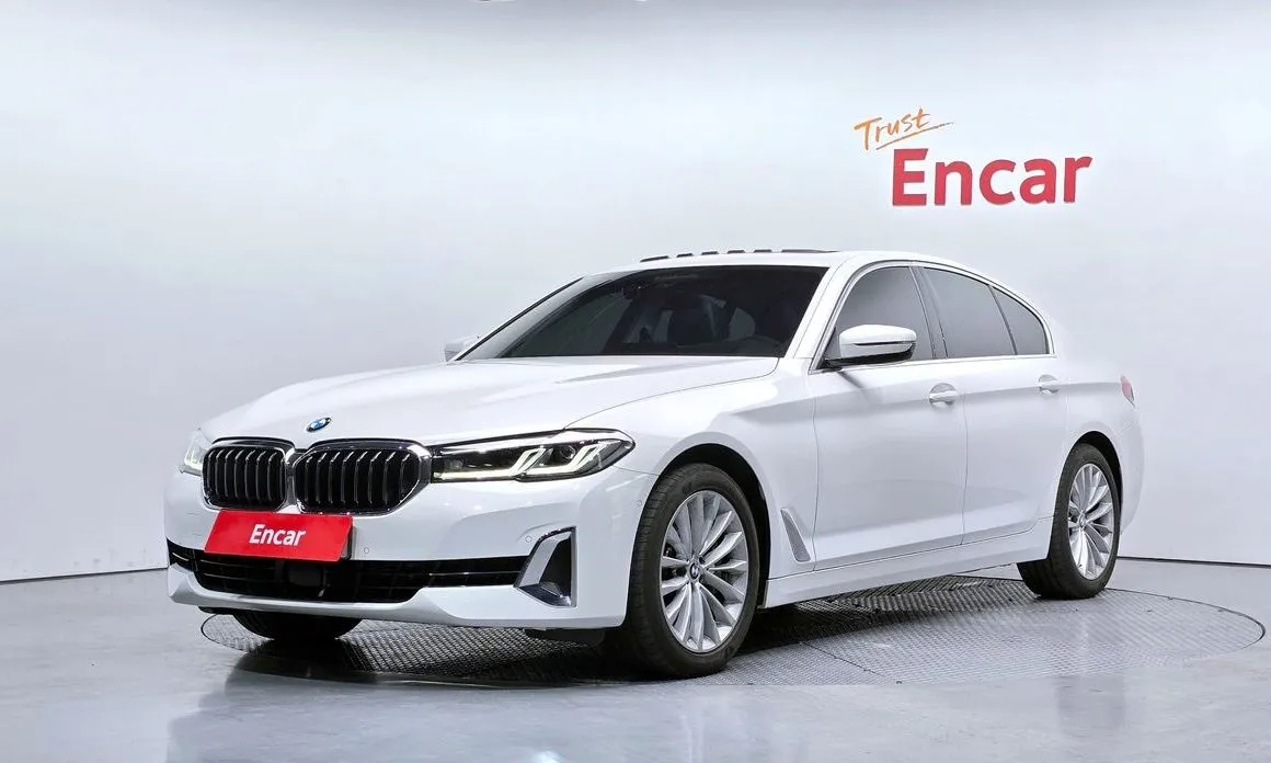BMW 5-Series — фото 1