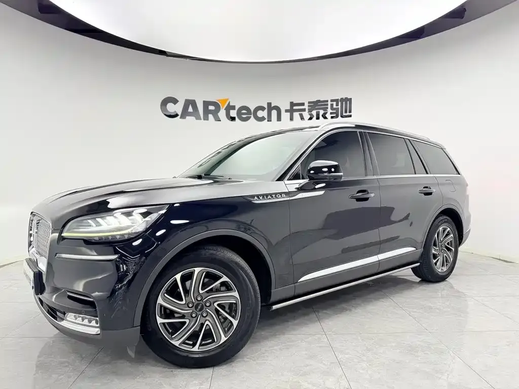 Lincoln Aviator — фото 1