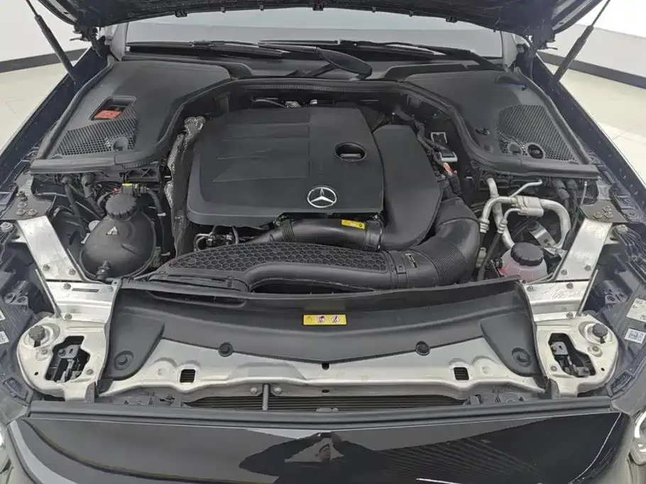 Mercedes-Benz E-Class (Import) — фото 5