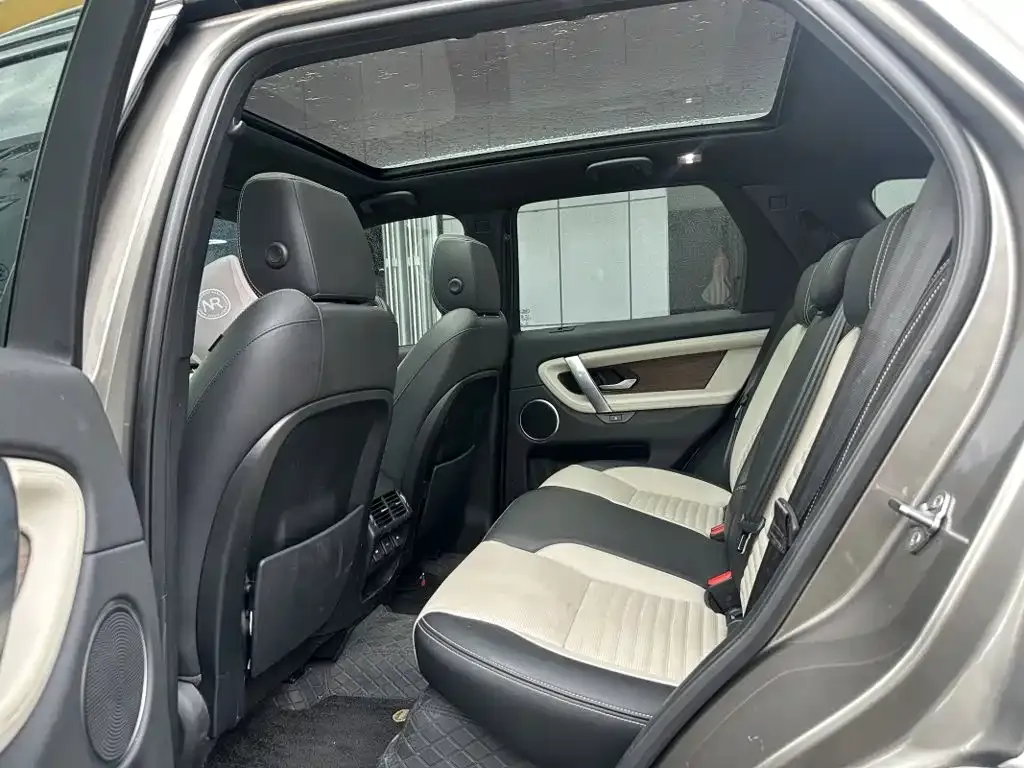Land Rover Discovery Sport — фото 3