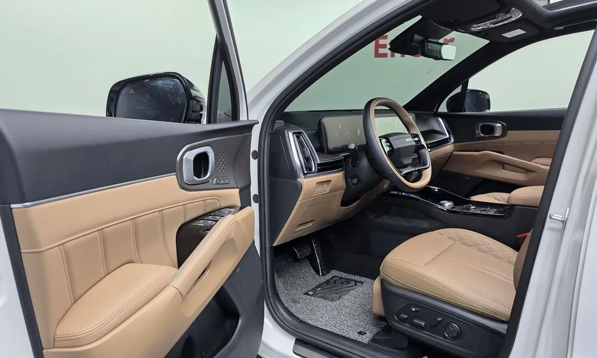 Kia Sorento — фото 9