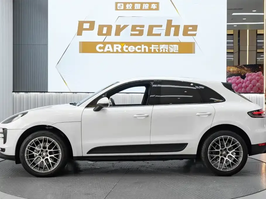 Porsche Macan — фото 10