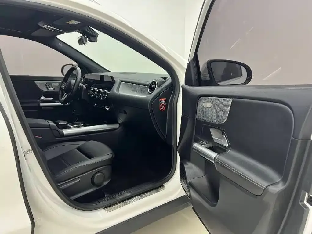 Mercedes-Benz GLA — фото 5