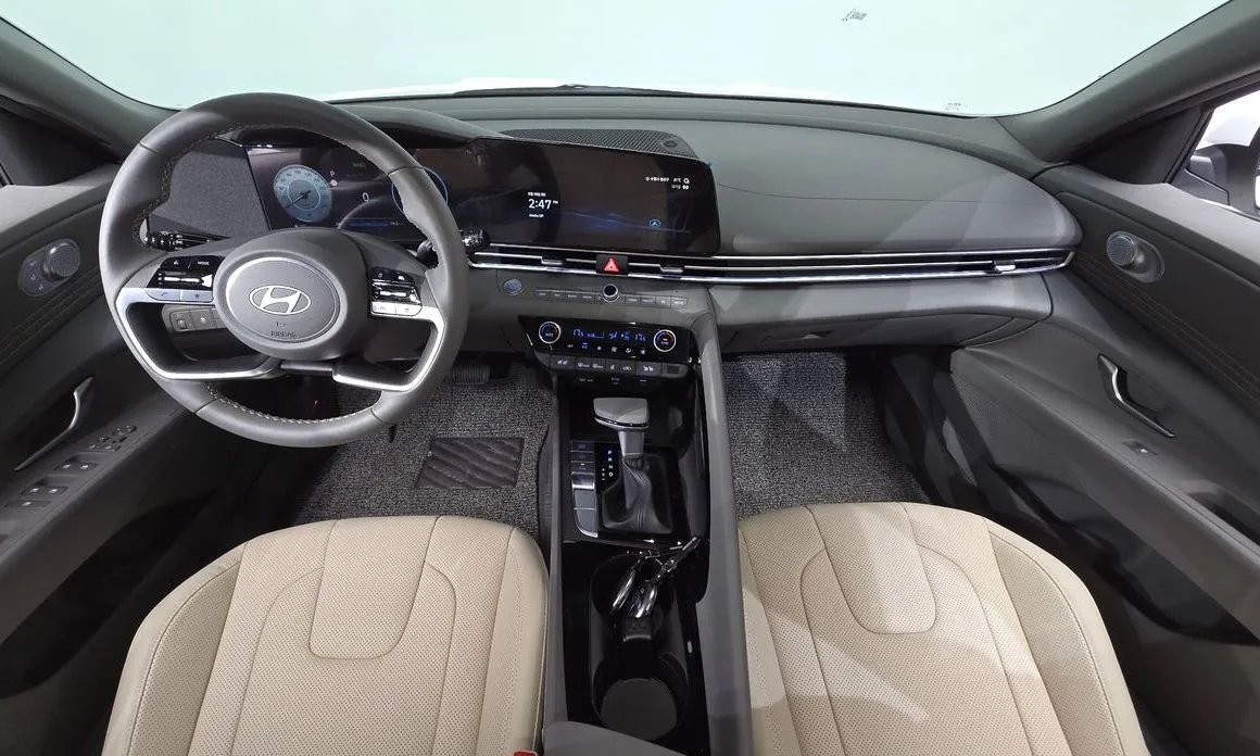 Hyundai AVANTE — фото 8