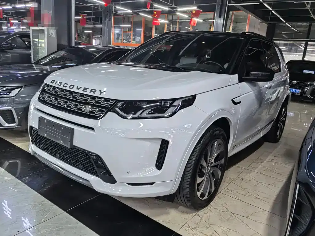 Land Rover Discovery Sport — фото 1