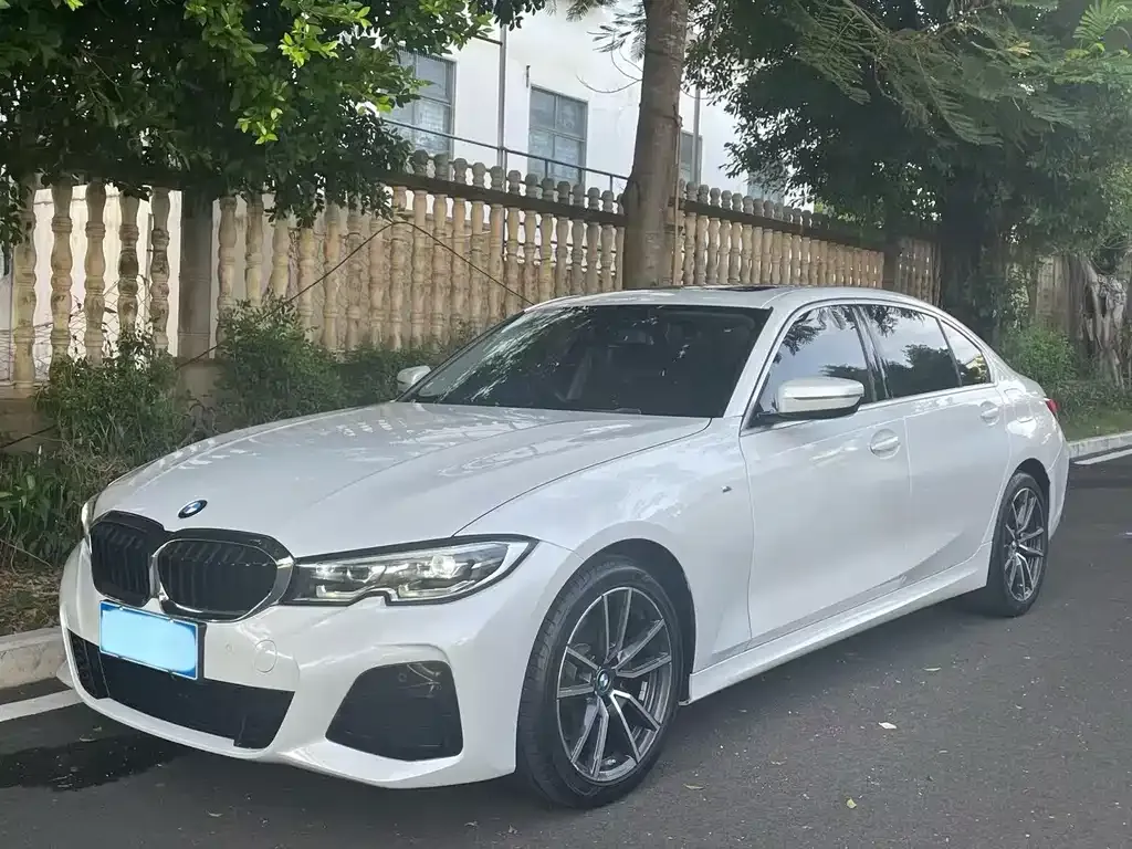 BMW 3 Series — фото 1