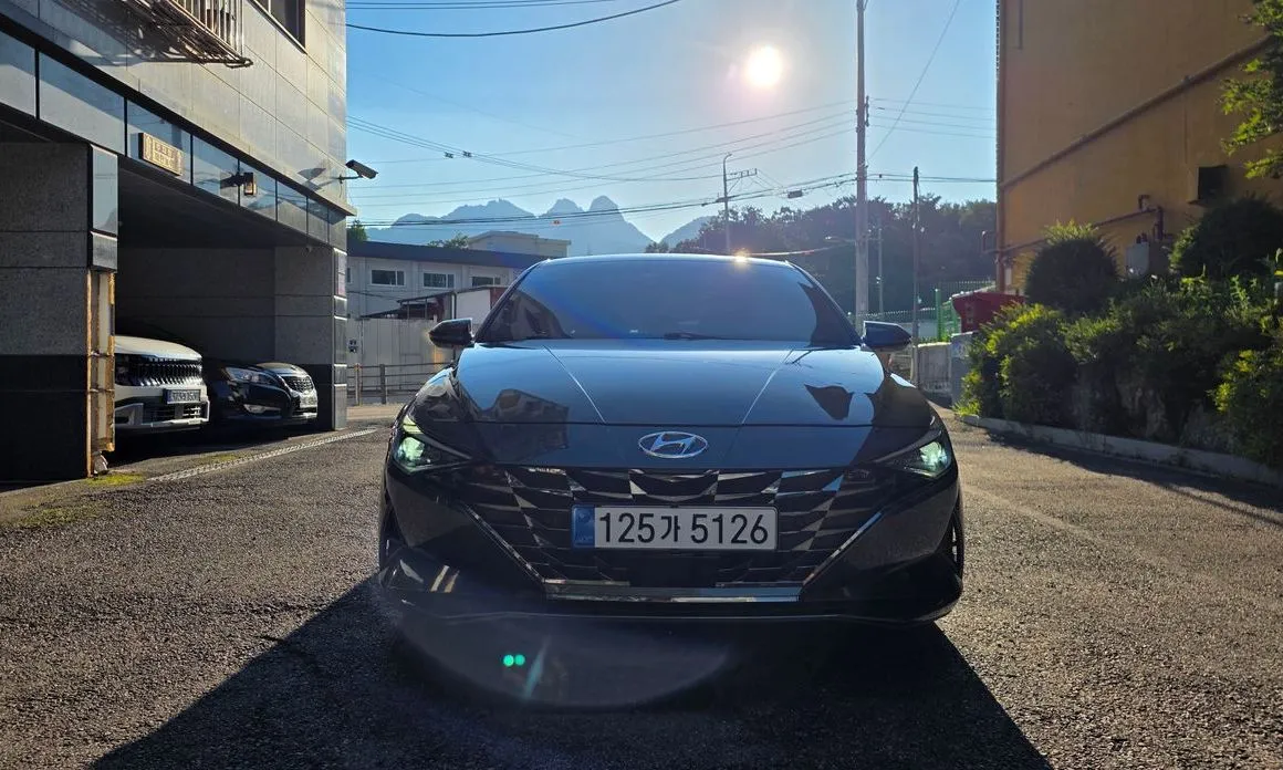 Hyundai AVANTE — фото 3
