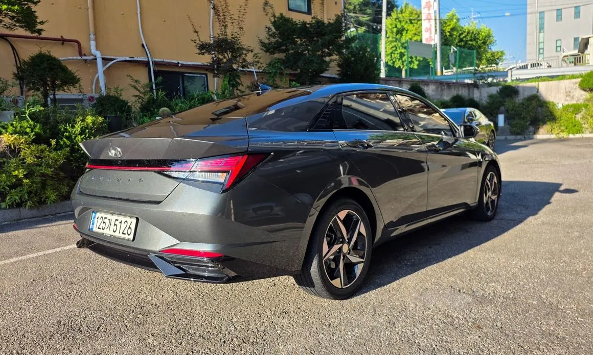 Hyundai AVANTE — фото 10