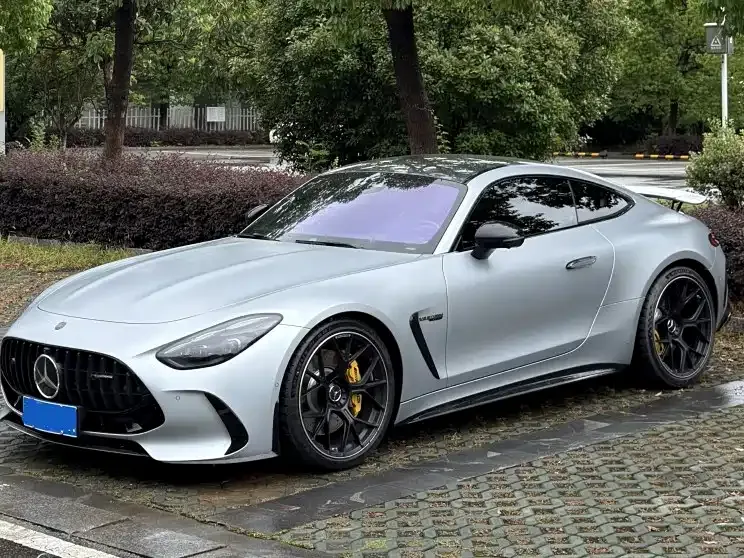 Mercedes-Benz AMG GT — фото 3