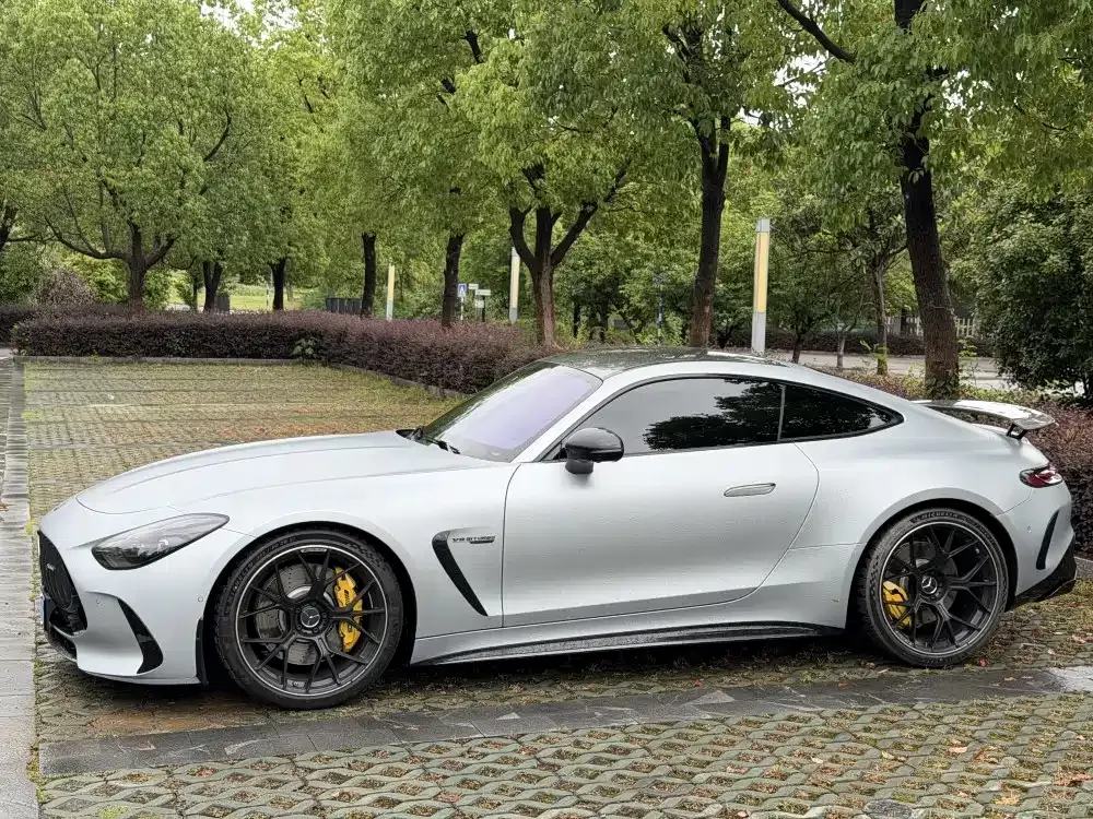 Mercedes-Benz AMG GT — фото 4