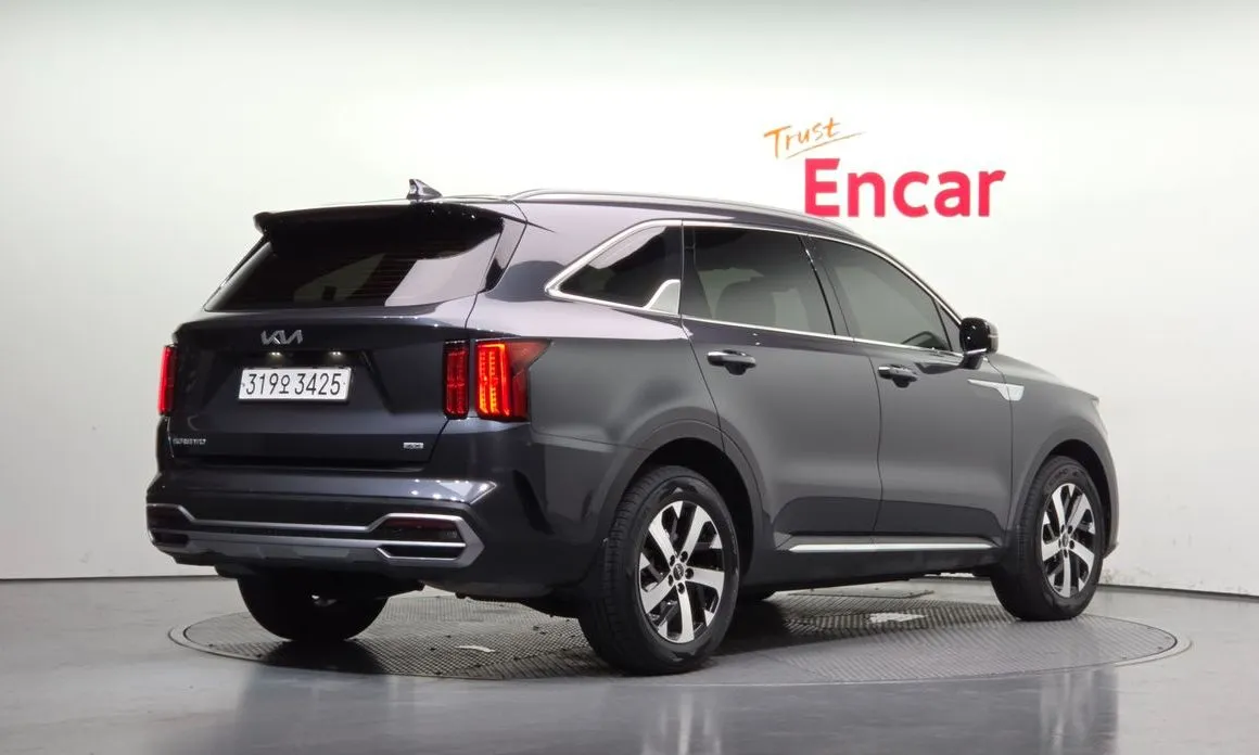 Kia Sorento — фото 4
