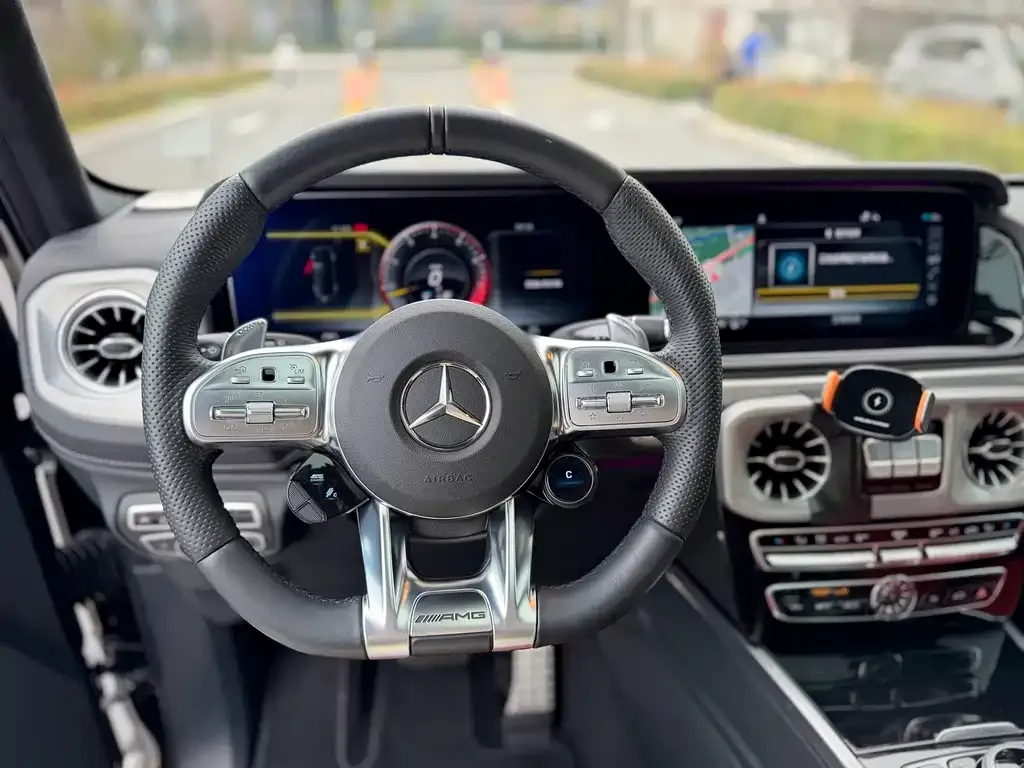Mercedes-Benz G-Class AMG — фото 6