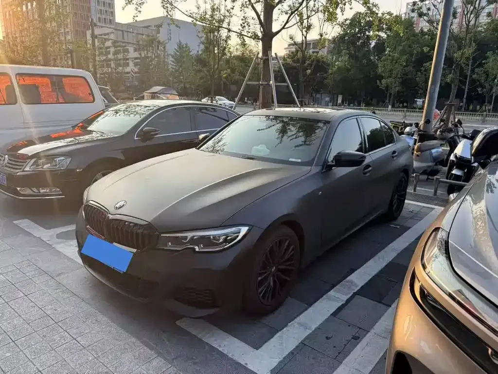 BMW 3 Series — фото 1