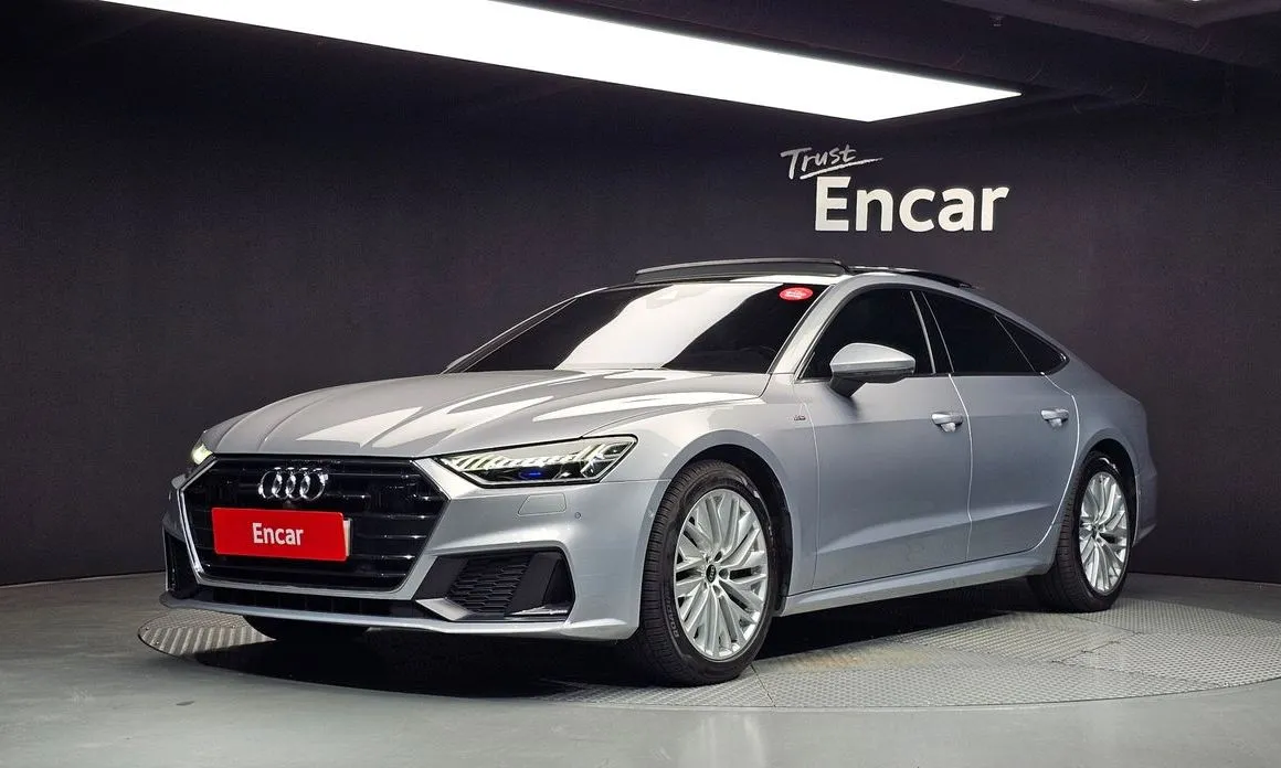 Audi A7 — фото 1