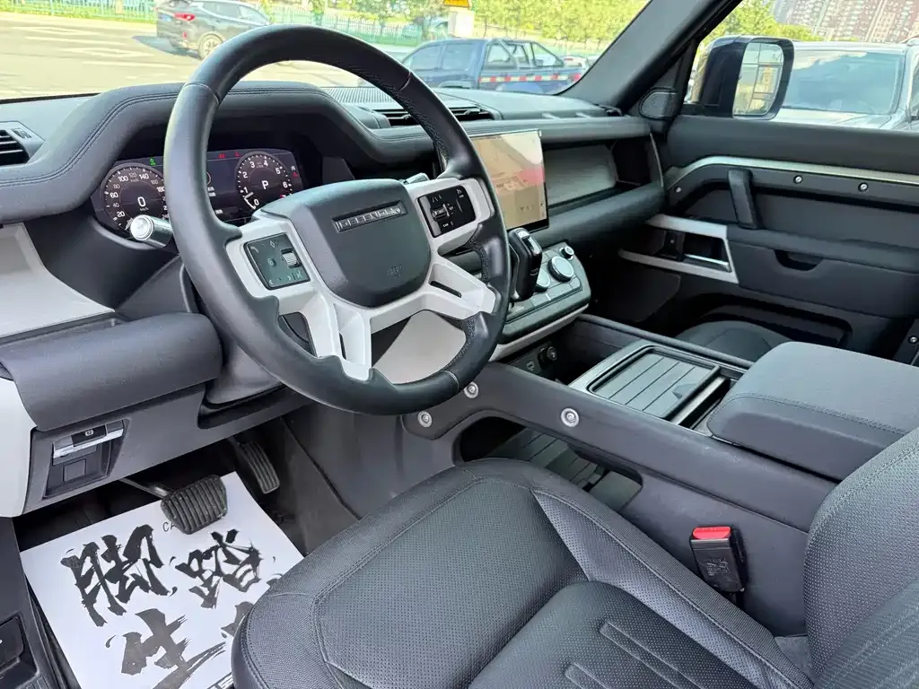 Land Rover Defender — фото 2
